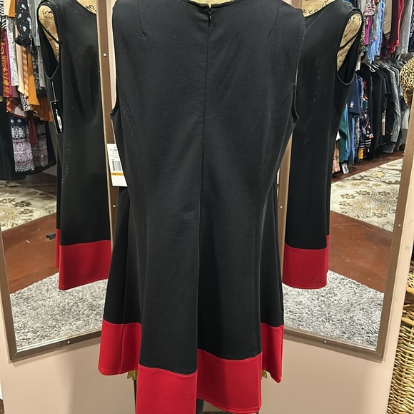 Sharagano red and black dress. Size 16W NWT. - Picture 6 of 7